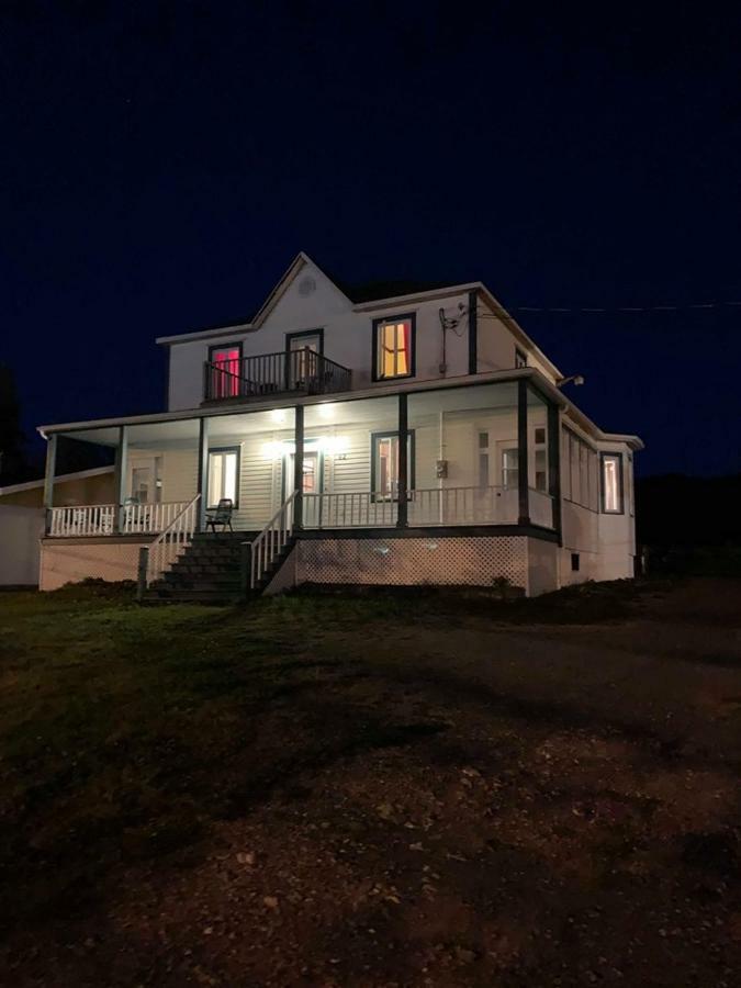 Gite Du Renard Gaspé Exterior photo